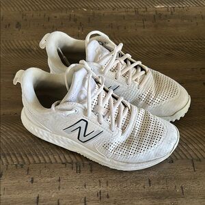 New Balance White Baseball Turf Cleats
